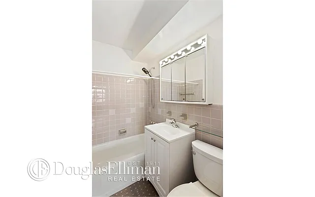 Sold by Douglas Elliman | media 19