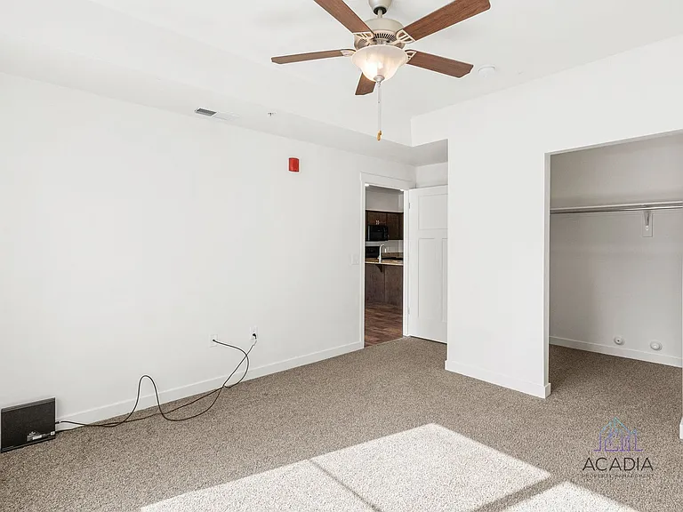 533 S 850 E — Photo 57
