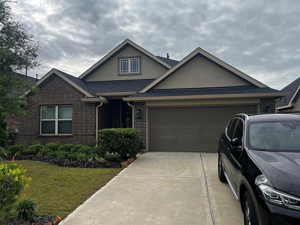 1st image of 31510 Vineyard Creek Dr