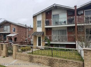 67 Little Clove Rd, Staten Island, NY 10301