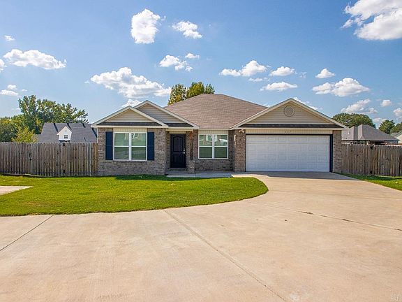 2nd image of 117 James Dr