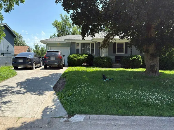 5121 N 53rd St, Omaha, NE 68104