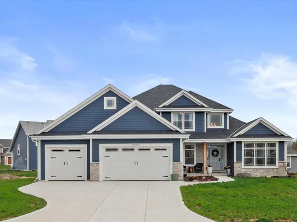 W238N5540 Cobblestone COURT, Sussex, WI 53089