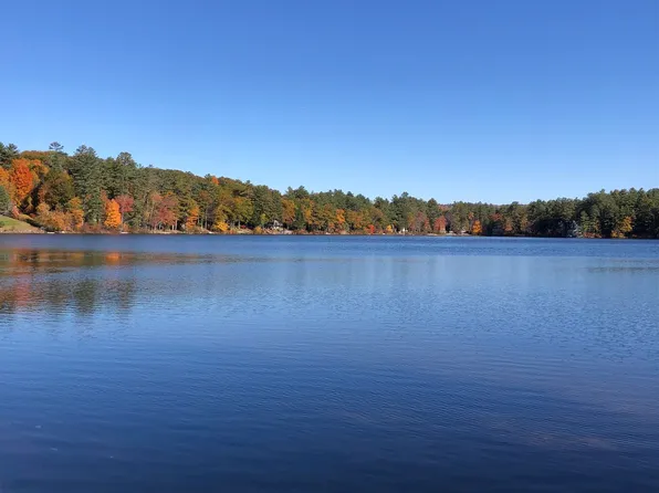 20 Hemlock Street, Hillsborough, NH 03244