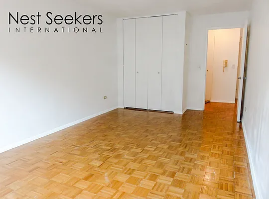 Rented by Nest Seekers International | media 11