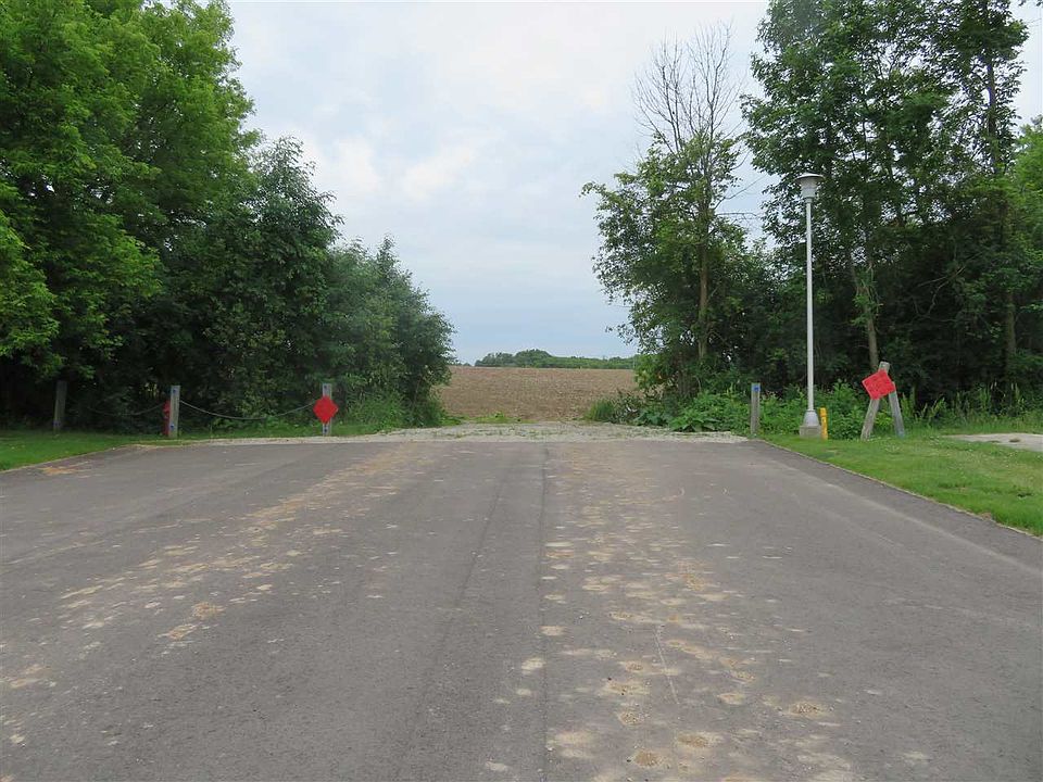 1st image of Marsh Trl