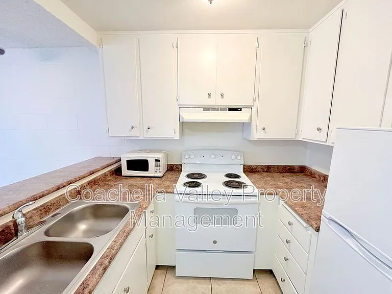 73600 San Gorgonio Way #10 — Photo 13