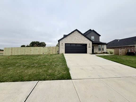 2nd image of 4750 Cowboy St