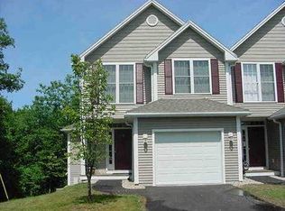 16 Lilac Ln, Newmarket, NH 03857