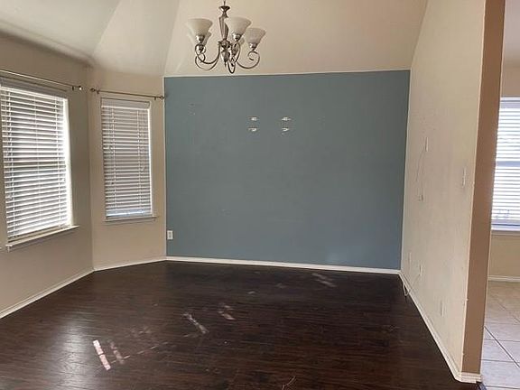 2nd image of 1109 Hidden Glen Ct