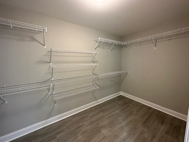 221 Lasso Dr — Photo 18