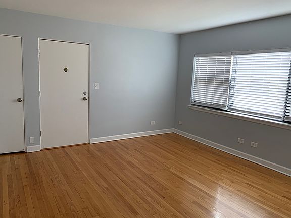 5th image of 10212 S Walden Pkwy #B3