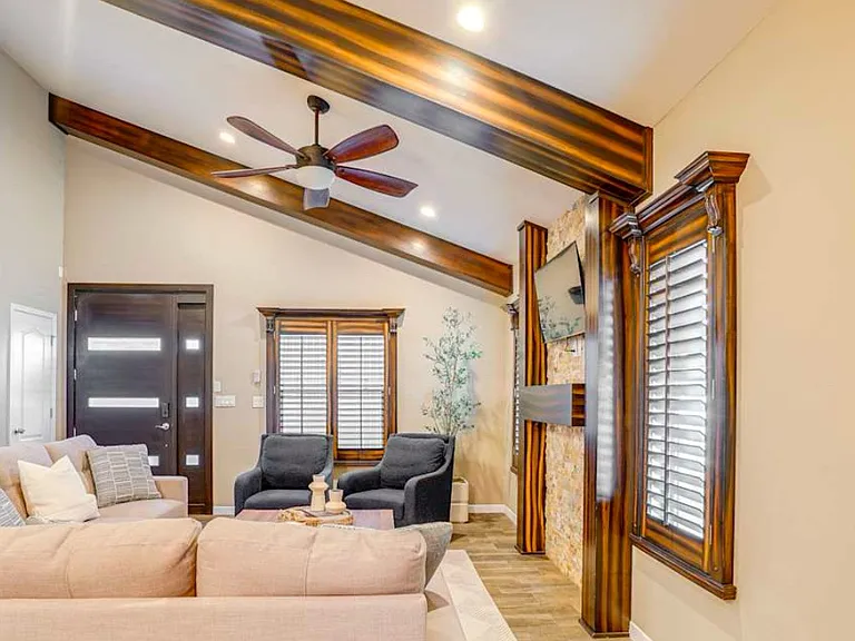 852 Marimba Dr #B — Photo 3