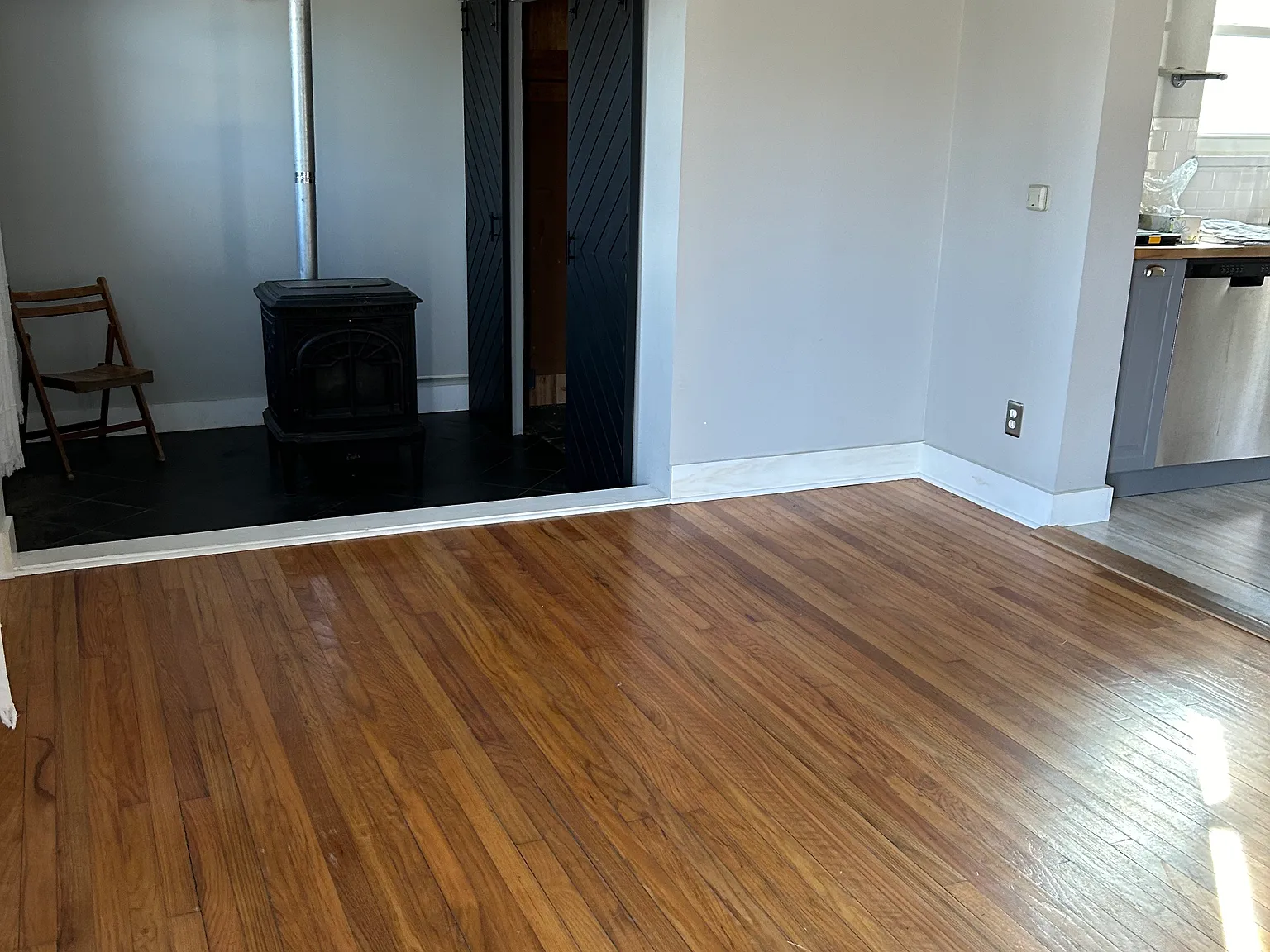 1 bed, 700 sqft, $2,000 — Photo 4