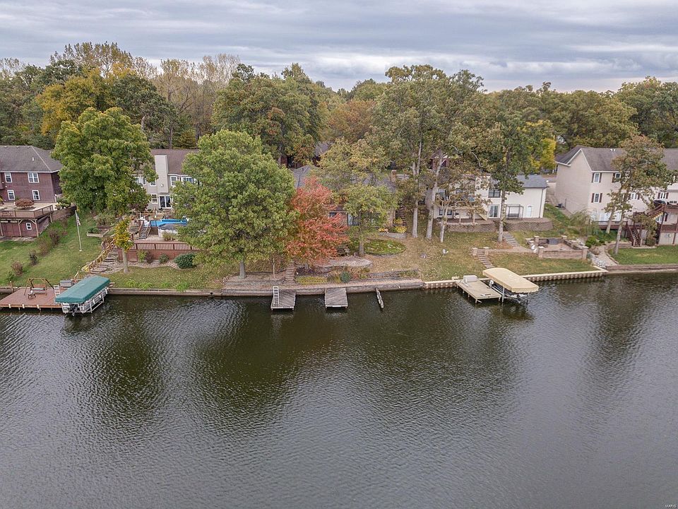 1827 Port Ln, Worden, IL 62097 Zillow