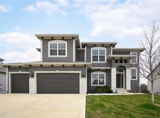3020 SW Arboridge Dr, Lees Summit, MO 64082