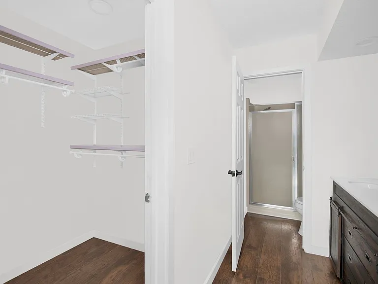 4 Lake Bellevue Dr #201 — Photo 10
