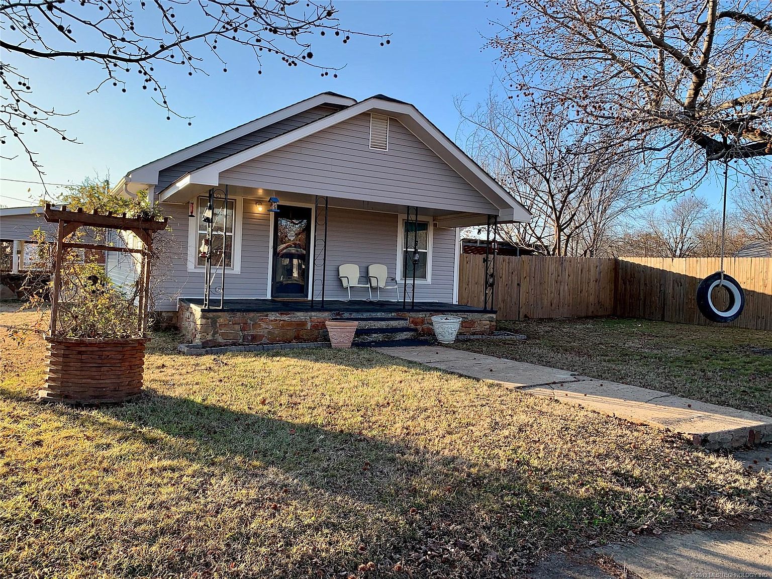 301 N J St, Quinton, OK 74561 Zillow