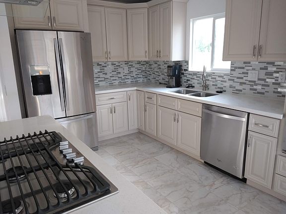 4th image of 12524 E Avenue V10