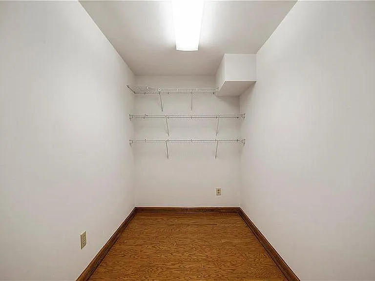 2283 Shenandoah Ave NE — Photo 21