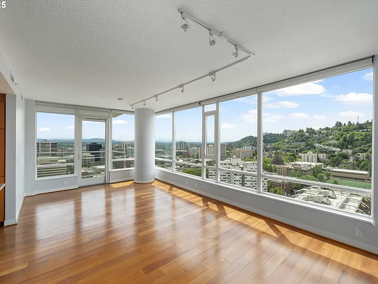 1500 SW 11th Ave #2401 — Photo 10