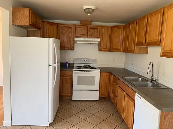 2nd image of 3327 S Asotin St #A