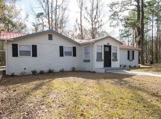 240 W Dills Ave, Kingsland, GA 31548