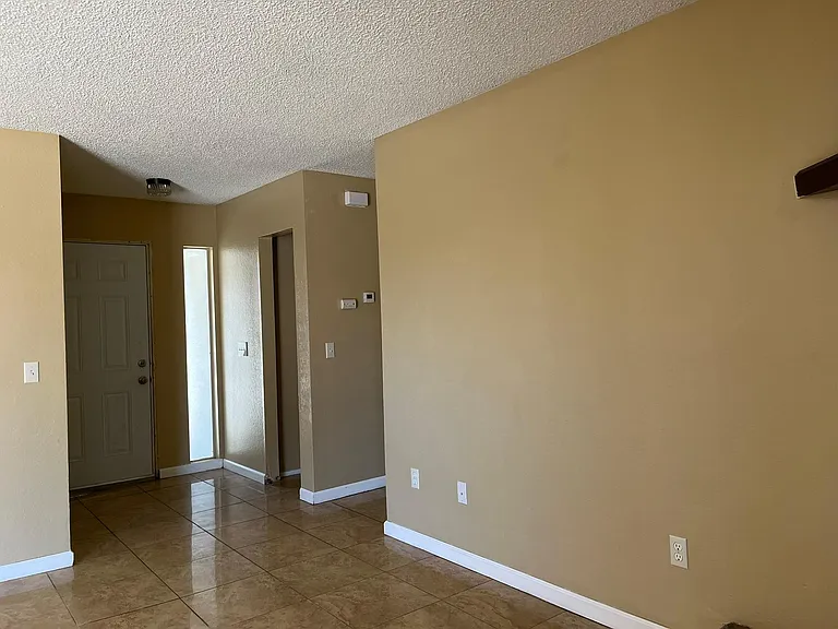 10443 Cimmeron Trial Dr — Photo 7