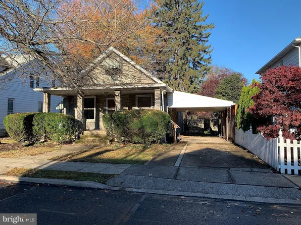 273 Clark St, Lemoyne, PA 17043