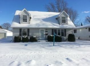 1814 N Charlotte St, Appleton, WI 54911