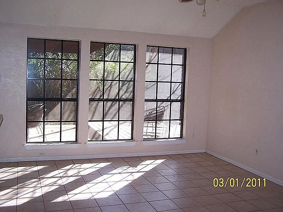 2nd image of 1911 Old Dixie Dr