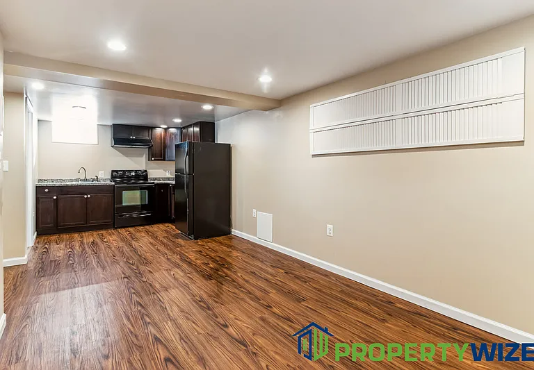 516 Beaumont Ave #B — Photo 11