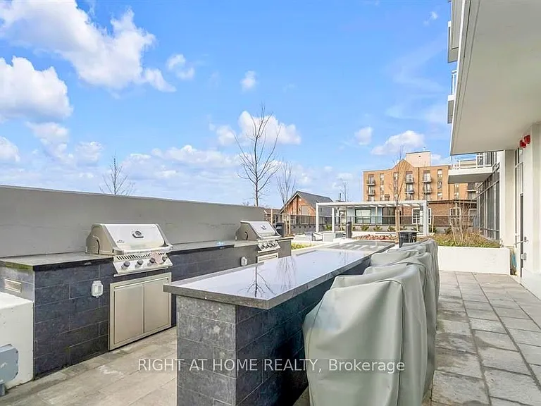 286 Main St #518 — Photo 35
