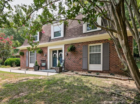 2602 Fernwick Dr, South Boston, VA 24592