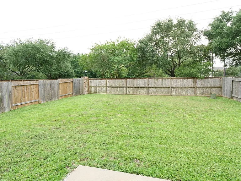 23603 Legacy Oak St — Photo 32
