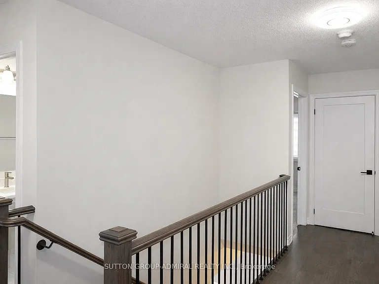 65 Barkerville Dr — Photo 21