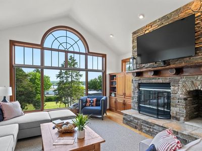 4155 Bluff Ln UNIT 104, Fish Creek, WI, 54212