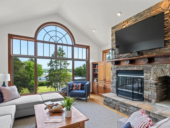 4155 Bluff Ln Unit 104, Fish Creek, WI 54212