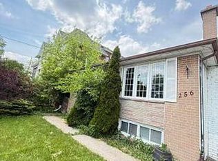 256 Patricia Ave, Toronto, ON M2M1J8