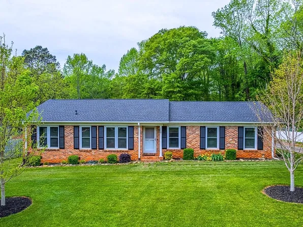 112 Shelton Dr, Spartanburg, SC 29307
