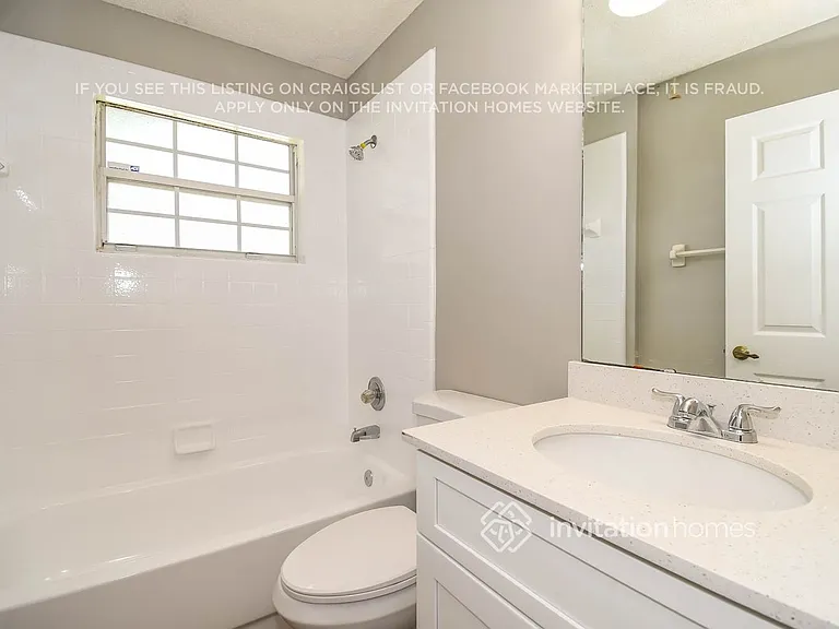 11179 Barbizon Cir E — Photo 15
