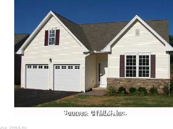 6 Mystique Ln, Cromwell, CT 06416