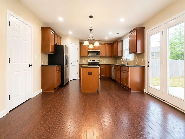 4106 Water Mill Dr — Photo 4