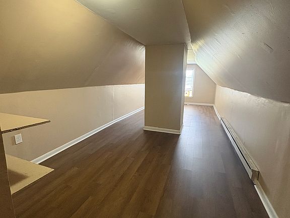 3rd image of 3207 Walnut St W #1