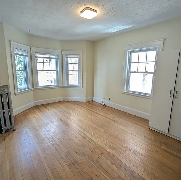 34 William St #2 — Photo 11