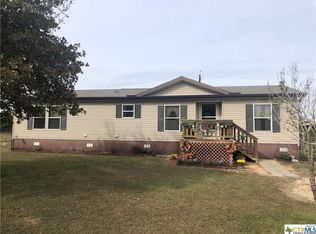 2600 Cattle Guard Rd, Cuero, TX 77954