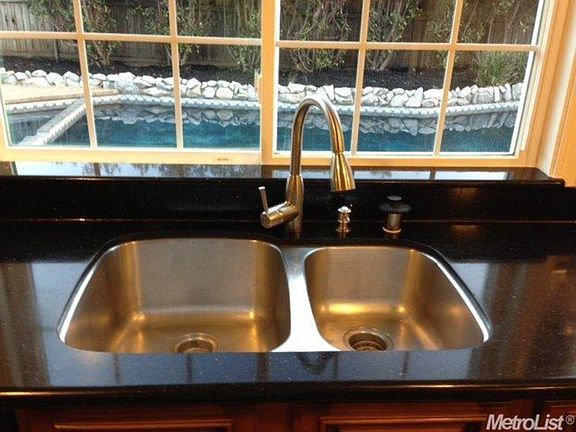 4th image of 2792 Catania Way