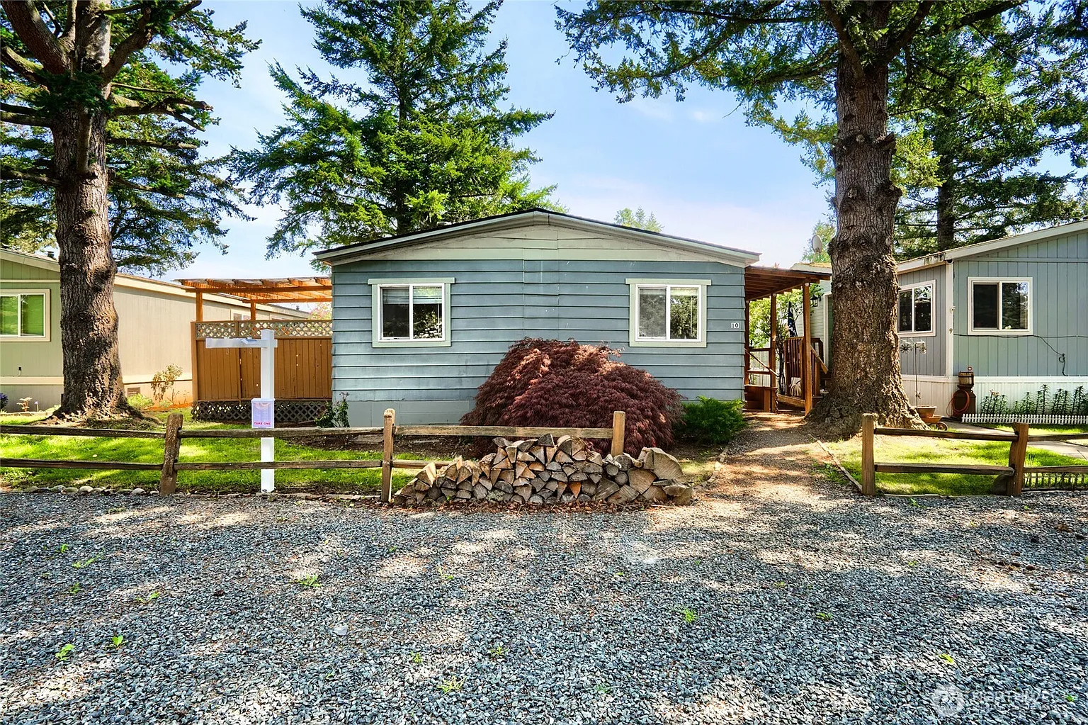 1014 W Smith Road #10 photo 1