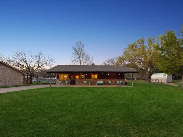 4102 Newport Bay Ct, Granbury, TX 76049