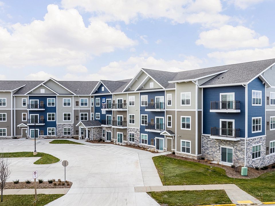 Terraces Senior - Exterior